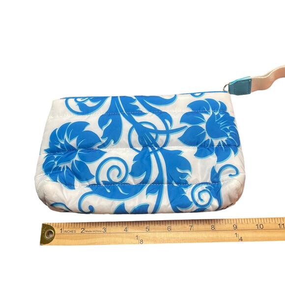 Estee‎ Lauder Cosmetic Makeup Bag Puffer Blue White Flower Printed  9.5x5.5 - Picture 4 of 6